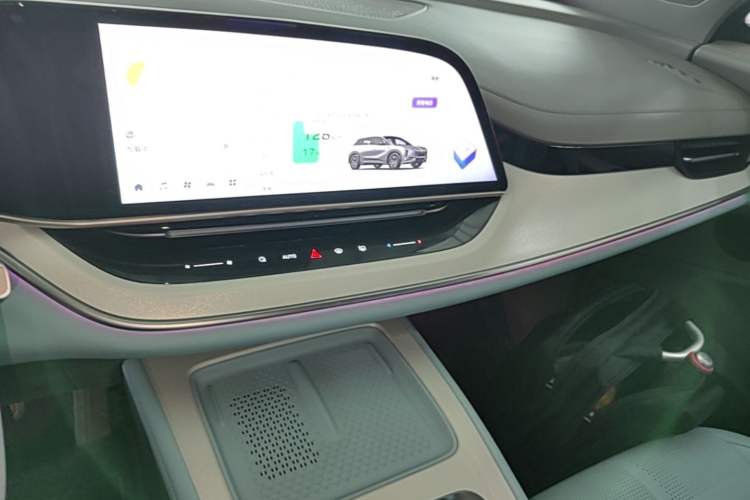 Used Hongqi Tiangong 08  Audio And AC Panel