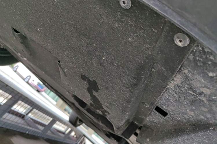 Used Hongqi Tiangong 08  Chassis Front Left