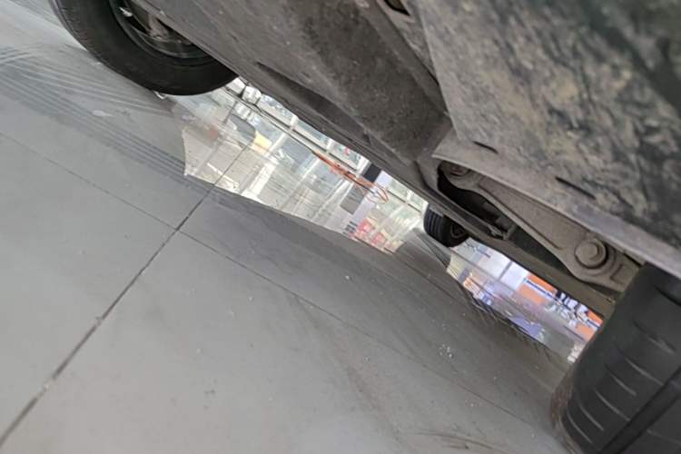 Used Hongqi Tiangong 08  Chassis Front Left
