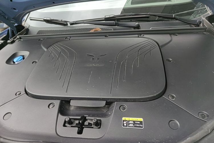 Used Hongqi Tiangong 08  Engine Bay