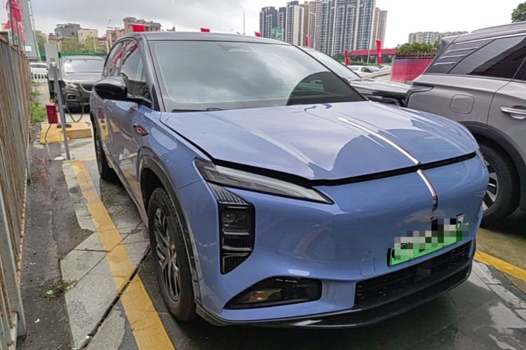 Used Hongqi Tiangong 08  Front Right 45 Deg
