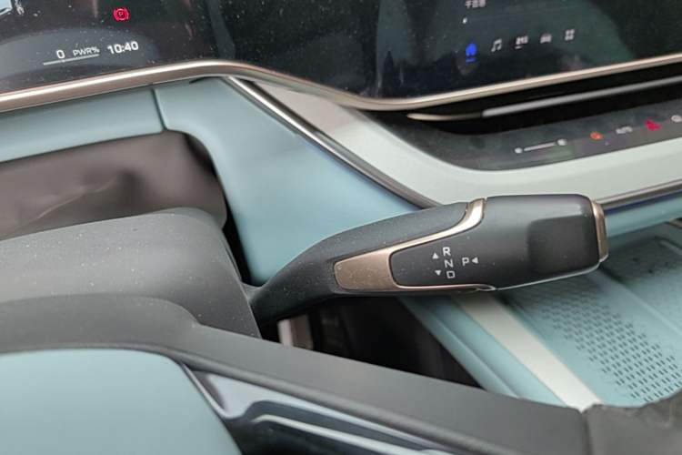 Used Hongqi Tiangong 08  Gear Lever
