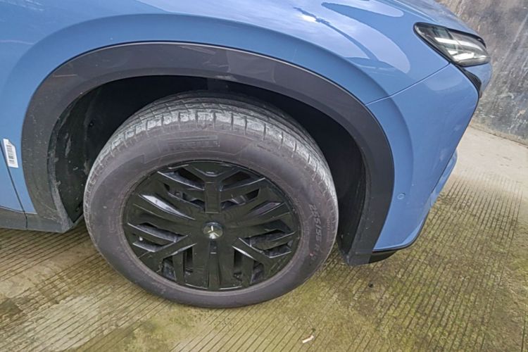 Used Hongqi Tiangong 08  Right Front Wheel Hub