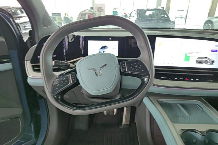 Used Hongqi Tiangong 08  Steering Wheel