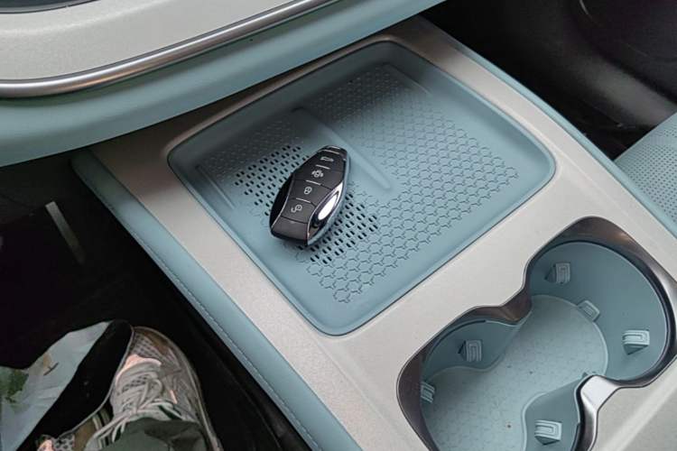 Used Hongqi Tiangong 08  Vehicle Key