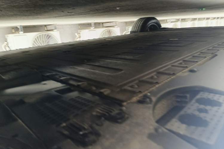 Used Hongqi Tiangong 08  Chassis Front Right