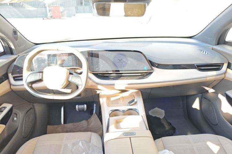 Used Hongqi Tiangong 08 2025 605 Pioneer Edition Center Console