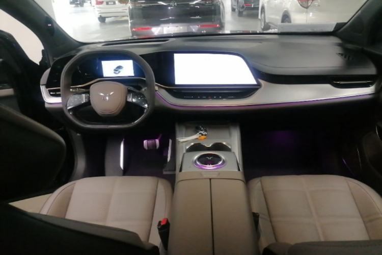 Used Hongqi Tiangong 08 2025 730 Smart Selection Edition Center Console