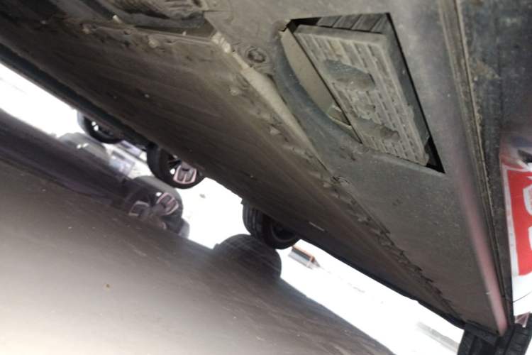Used Hongqi Tiangong 08 2025 680 Ultra Four-Wheel-Drive Version Chassis Front Left