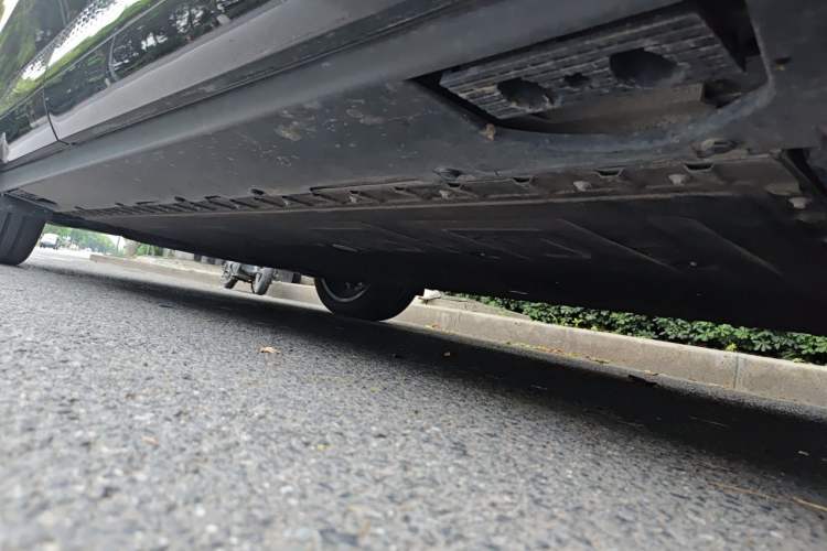 Used Hongqi Tiangong 08 2025 680 All-Wheel Drive Smart Selection Edition Chassis Front Right