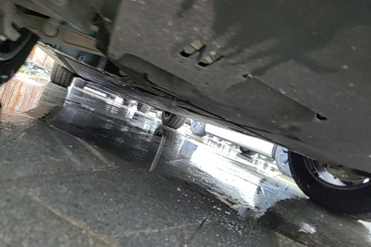 Used Hongqi Tiangong 08 2025 730 Max Rear-Drive Version Chassis Front Right