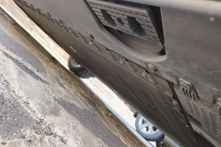 Used Hongqi Tiangong 08 2025 680 All-Wheel Drive Smart Selection Edition Chassis Front Right