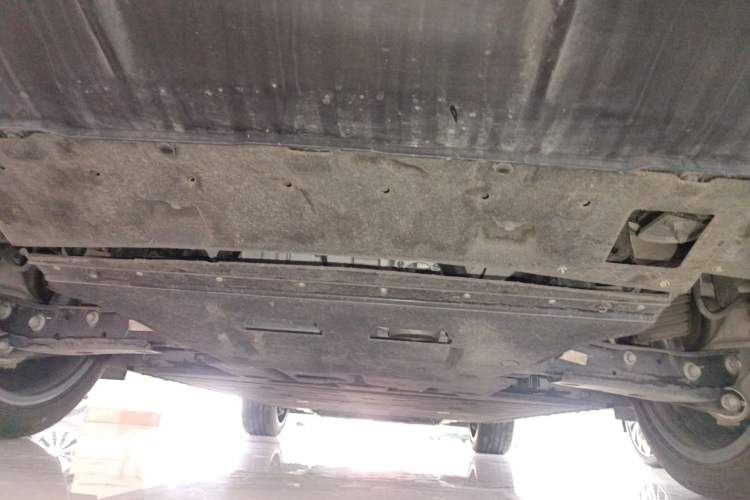 Used Hongqi Tiangong 08 2025 680 Ultra Four-Wheel-Drive Version Chassis Rear