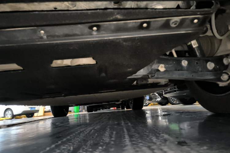 Used Hongqi Tiangong 08 2025 605 Pioneer Edition Chassis Rear