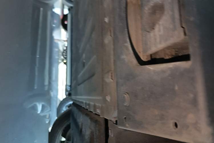 Used Hongqi Tiangong 08 2025 680 Ultra Four-Wheel-Drive Version Chassis Rear Left