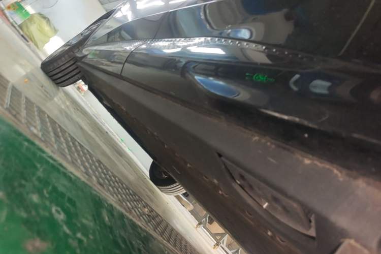 Used Hongqi Tiangong 08 2025 680 Ultra Four-Wheel-Drive Version Chassis Rear Left