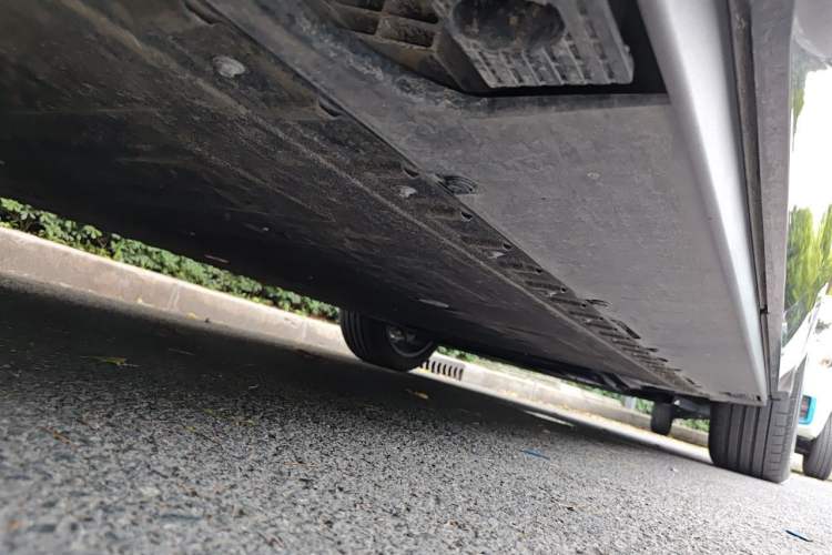 Used Hongqi Tiangong 08 2025 680 All-Wheel Drive Smart Selection Edition Chassis Rear Right