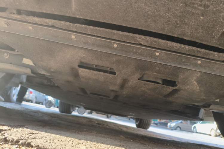 Used Hongqi Tiangong 08 2025 680 All-Wheel Drive Smart Selection Edition Chassis Rear