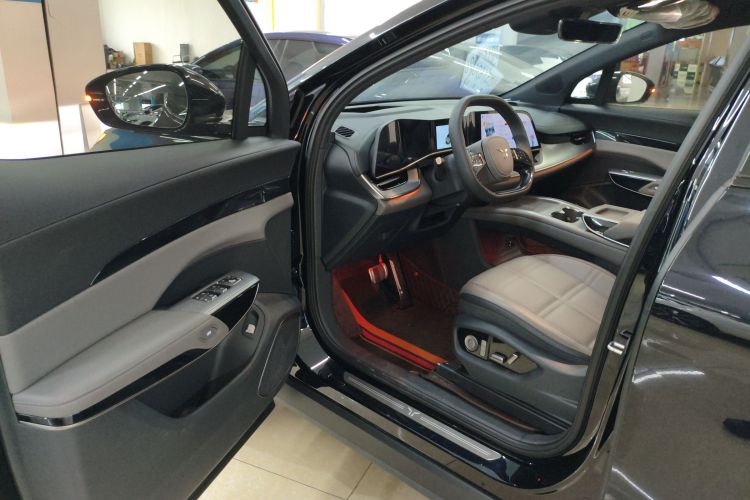 Used Hongqi Tiangong 08 2025 605 Max Rear-Drive Version Driver Seat
