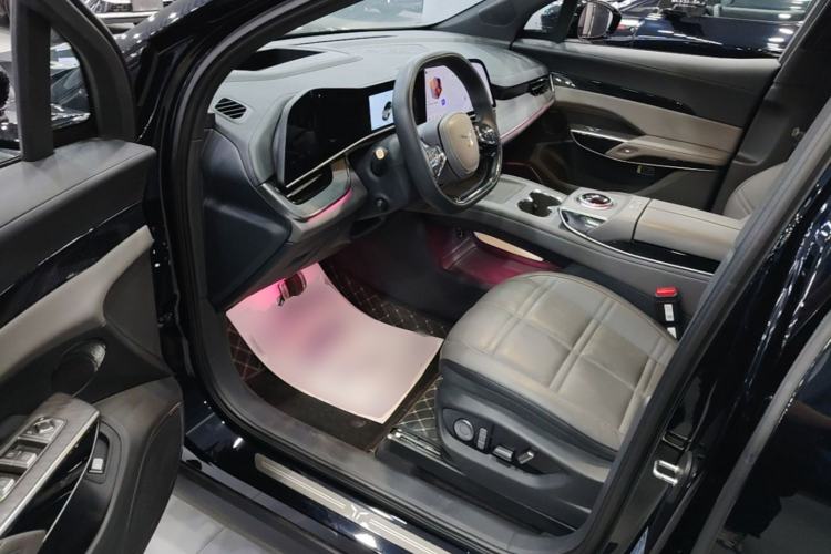 Used Hongqi Tiangong 08 2025 680 Ultra Four-Wheel-Drive Version Driver Seat