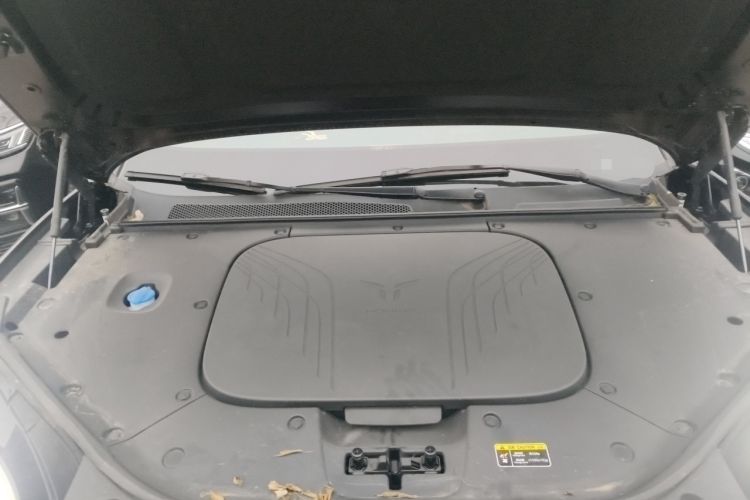 Used Hongqi Tiangong 08 2025 605 Max Rear-Drive Version Engine Bay