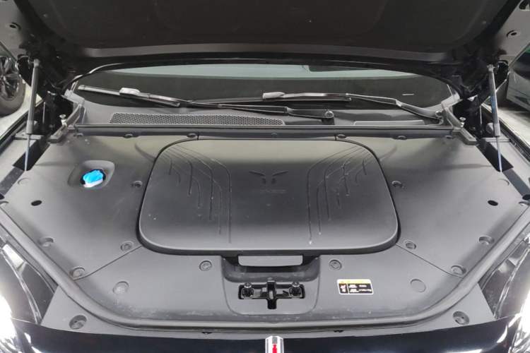 Used Hongqi Tiangong 08 2025 680 All-Wheel Drive Smart Selection Edition Engine Bay