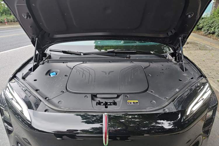 Used Hongqi Tiangong 08 2025 680 All-Wheel Drive Smart Selection Edition Engine Bay