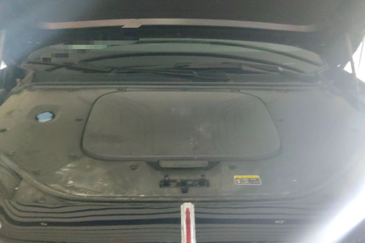 Used Hongqi Tiangong 08 2025 680 Ultra Four-Wheel-Drive Version Engine Bay