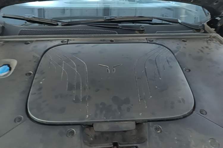 Used Hongqi Tiangong 08 2025 680 Ultra Four-Wheel-Drive Version Engine Bay