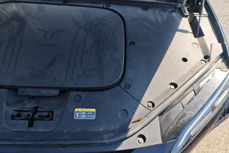 Used Hongqi Tiangong 08 2025 565 All-Wheel-Drive Pioneer Edition Engine Bay Left