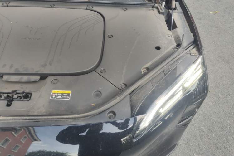 Used Hongqi Tiangong 08 2025 730 Max Rear-Drive Version Engine Bay Left