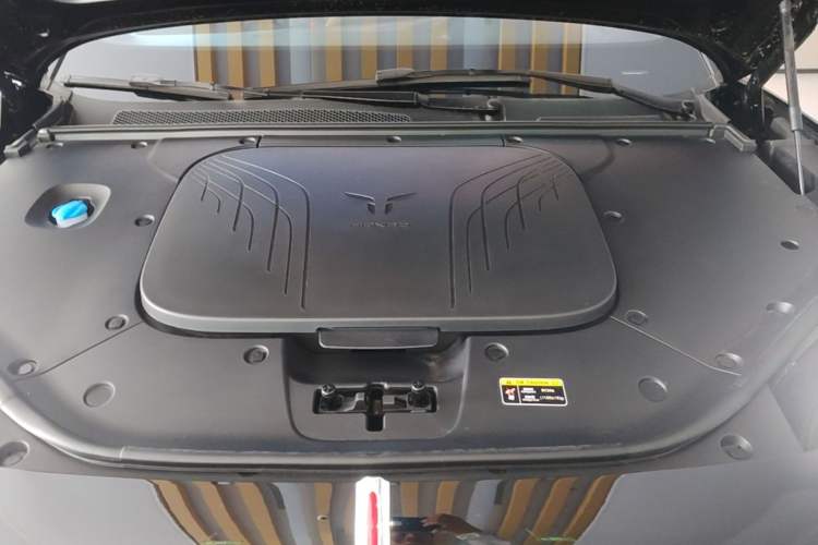 Used Hongqi Tiangong 08 2025 605 Pioneer Edition Engine Bay