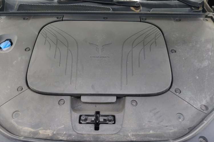 Used Hongqi Tiangong 08 2025 680 Ultra Four-Wheel-Drive Version Engine Bay