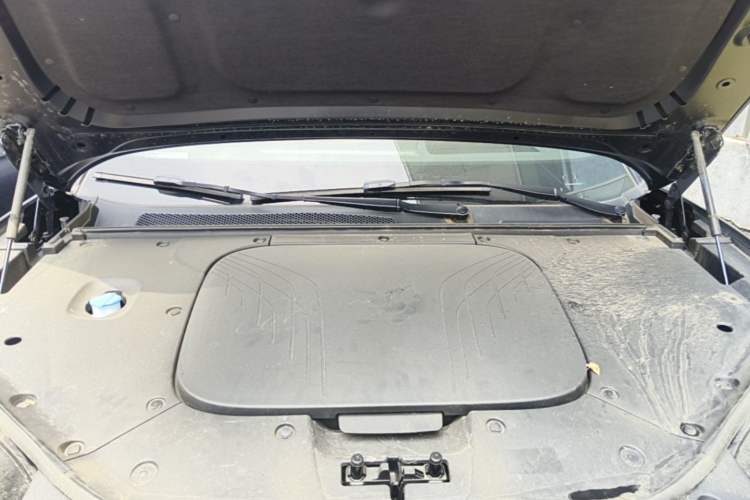Used Hongqi Tiangong 08 2025 730 Max Rear-Drive Version Engine Bay