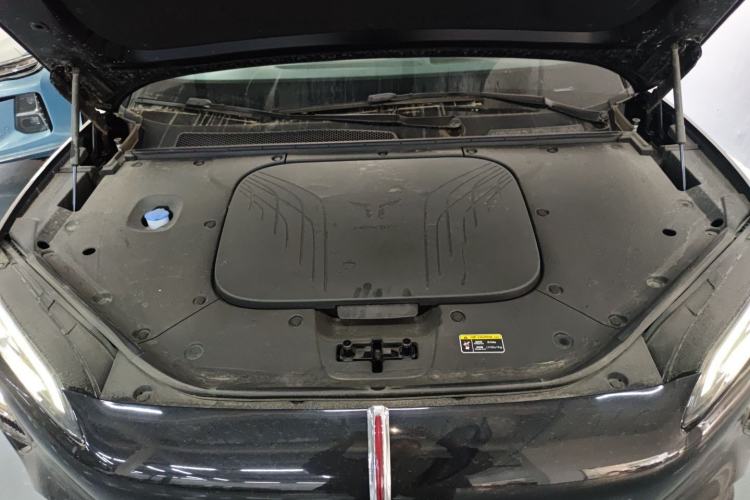 Used Hongqi Tiangong 08 2025 680 Ultra Four-Wheel-Drive Version Engine Bay