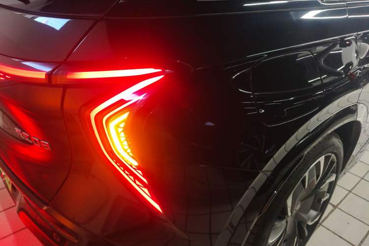 Used Hongqi Tiangong 08 2025 680 Ultra Four-Wheel-Drive Version Exterior 3