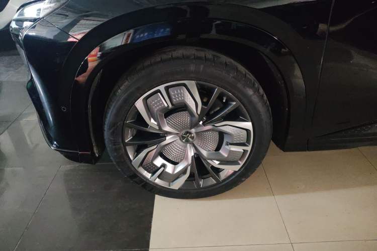 Used Hongqi Tiangong 08 2025 680 Ultra Four-Wheel-Drive Version Exterior 4