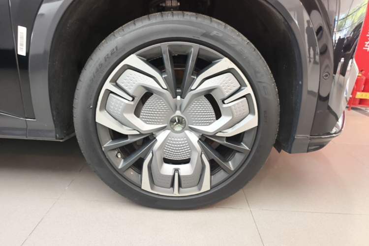 Used Hongqi Tiangong 08 2025 680 Ultra Four-Wheel-Drive Version Exterior 4