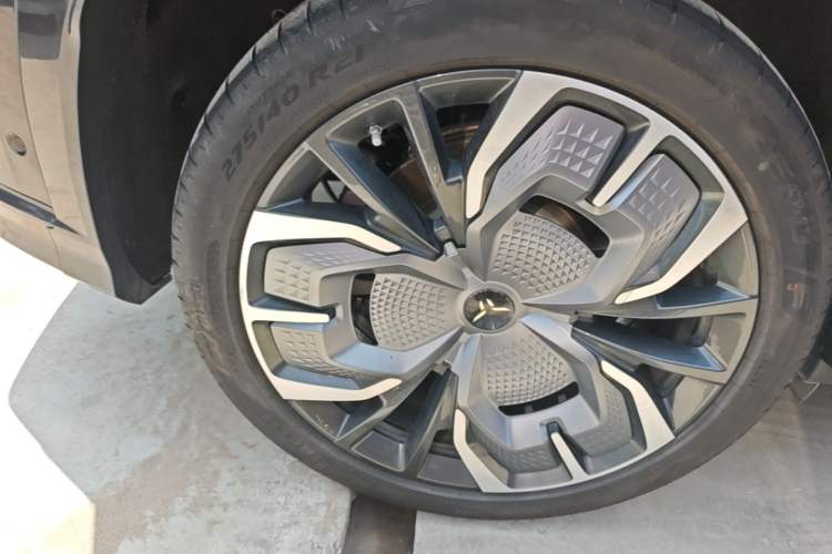 Used Hongqi Tiangong 08 2025 680 Ultra Four-Wheel-Drive Version Exterior 5