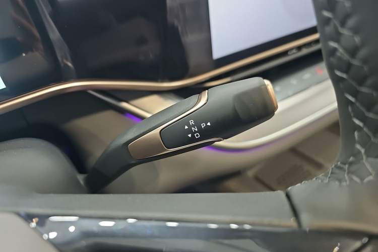 Used Hongqi Tiangong 08 2025 605 Pioneer Edition Gear Lever