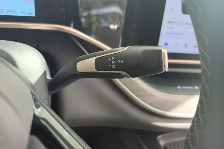 Used Hongqi Tiangong 08 2025 680 Ultra Four-Wheel-Drive Version Gear Lever