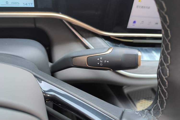 Used Hongqi Tiangong 08 2025 680 All-Wheel Drive Smart Selection Edition Gear Lever