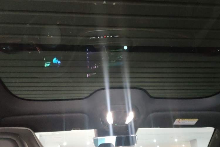 Used Hongqi Tiangong 08 2025 680 Ultra Four-Wheel-Drive Version Headliner
