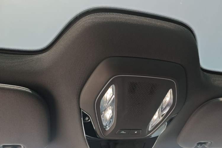 Used Hongqi Tiangong 08 2025 680 Ultra Four-Wheel-Drive Version Headliner