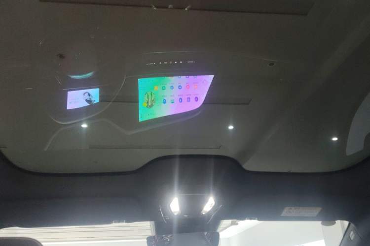 Used Hongqi Tiangong 08 2025 680 Ultra Four-Wheel-Drive Version Headliner