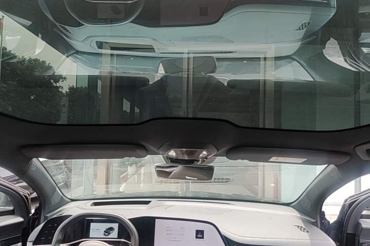 Used Hongqi Tiangong 08 2025 680 Ultra Four-Wheel-Drive Version Headliner
