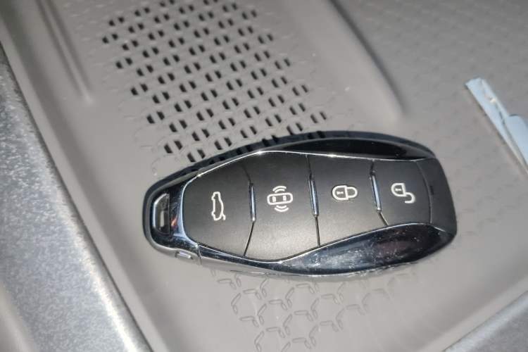 Used Hongqi Tiangong 08 2025 605 Max Rear-Drive Version Interior 1