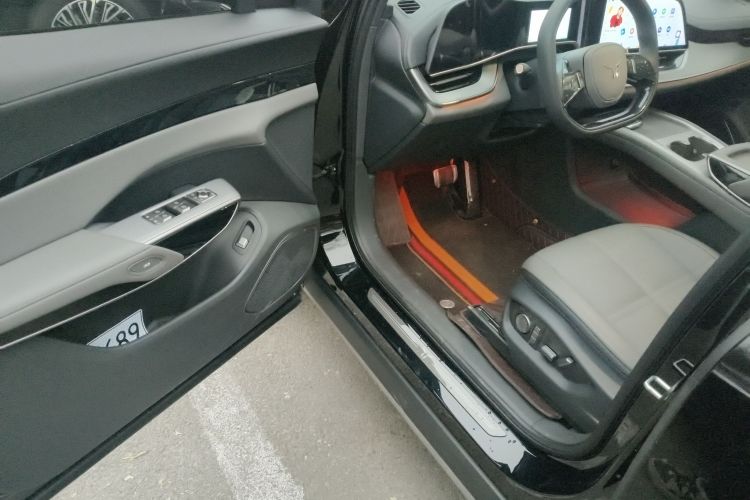 Used Hongqi Tiangong 08 2025 605 Max Rear-Drive Version Interior 3