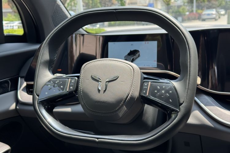 Used Hongqi Tiangong 08 2025 680 Ultra Four-Wheel-Drive Version Interior 5