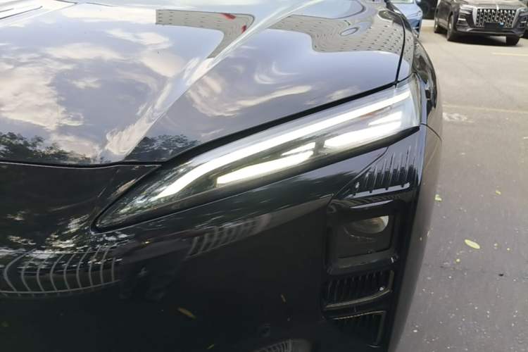 Used Hongqi Tiangong 08 2025 680 Ultra Four-Wheel-Drive Version Left Front Headlight